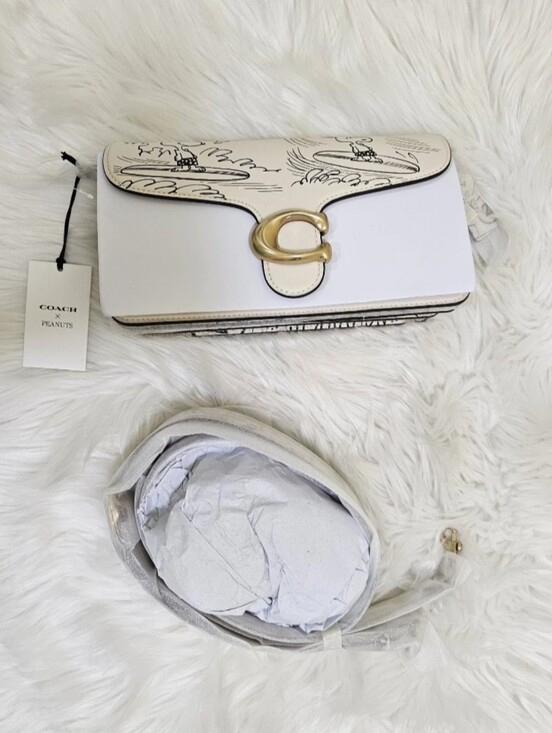 Coach Handbags - Coach x Peanuts Tabby Shoulder Bag